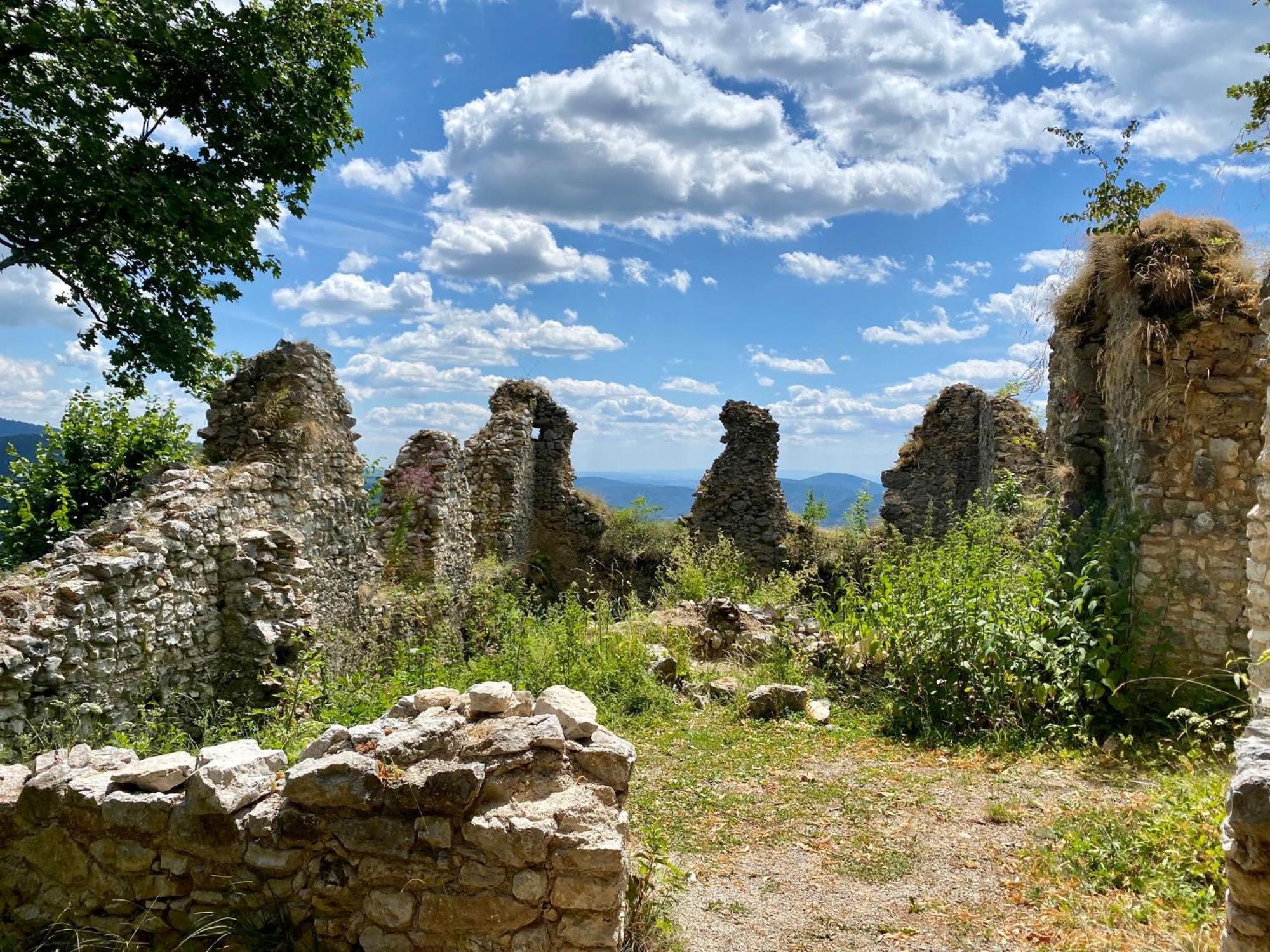 Villa Drevenica Emilka, 5 Min Restauracia, Z Terasy Vyhlad Na Kralovu Holu A Polomske Ocko, Gril, Ohnisko, Kotlik Brezno Exterior foto